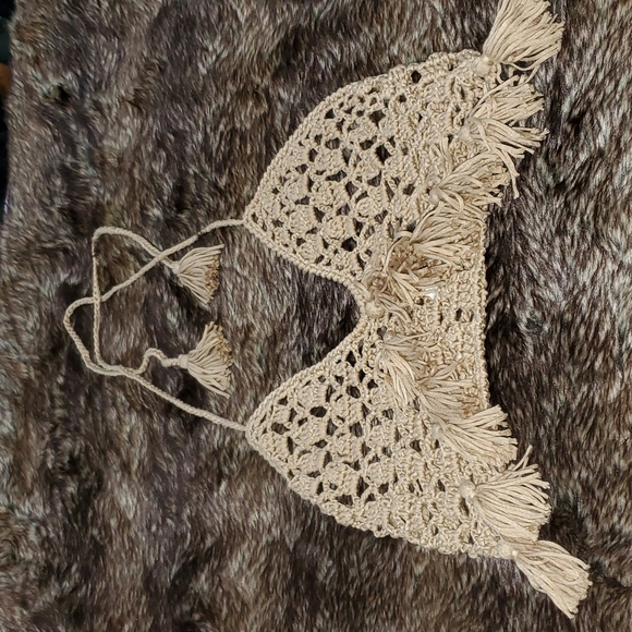 Crochet top and skirt swimwear set - Picture 3 of 4